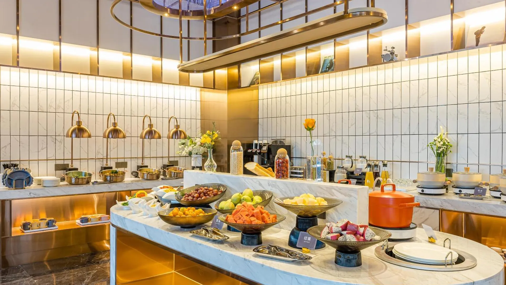 ***  Atour X Hotel Renmin Bridge South Metro Panmen Scenic Area Suzhou سوجو الصين